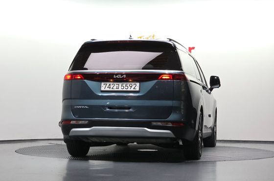 Kia Carnival Diesel 11-Seater Prestige — пробег 80 857 км — фото 4 из 5