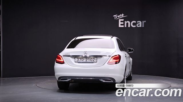 Mercedes-Benz C-Class из Кореи Encar
