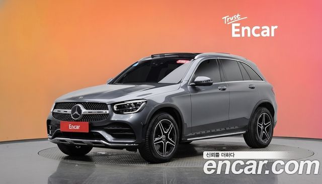 Mercedes-Benz GLC-Class GLC300 4MATIC — пробег 69 297 км — фото 1 из 5