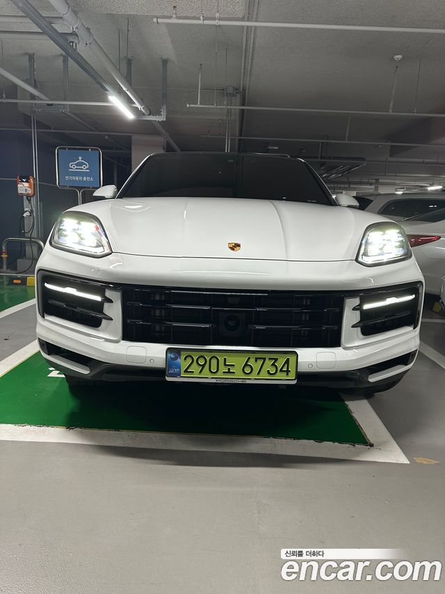 Porsche Cayenne 3.0 E-Hybrid Coupe — пробег 13 000 км — фото 3 из 5