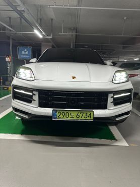 Porsche Cayenne 3.0 E-Hybrid Coupe — пробег 13 000 км — фото 3 из 5