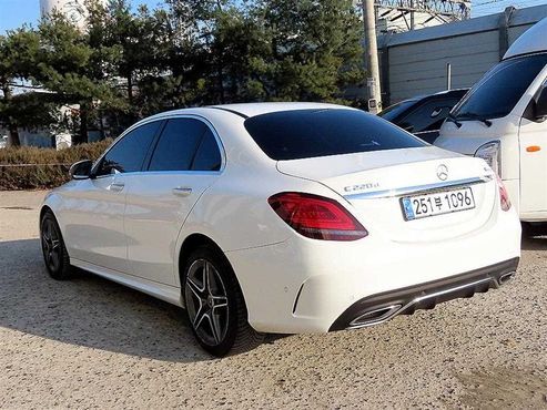 Mercedes-Benz C-Class C220 d 4MATIC AMG Line — пробег 92 548 км — фото 2 из 5