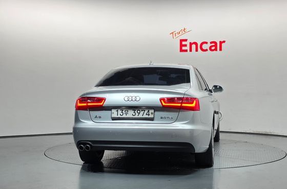 Audi A6 2.0 TDI Dynamic C7 — пробег 193 817 км — фото 4 из 5