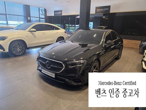 Mercedes-Benz E-Class E300 4MATIC AMG Line — пробег 10 095 км — фото 1 из 5