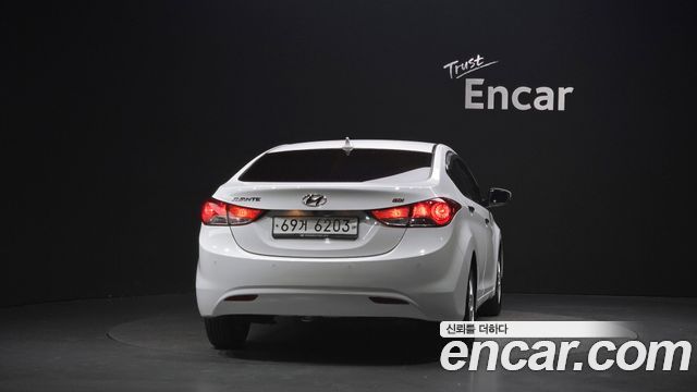 Hyundai AVANTE из Кореи Encar