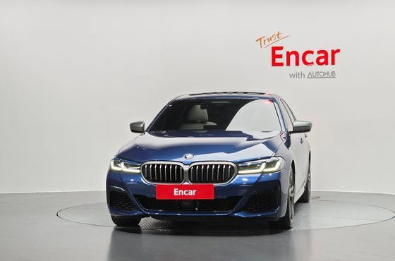 BMW 5-Series M550i xDrive — пробег 46 189 км — фото 3 из 5