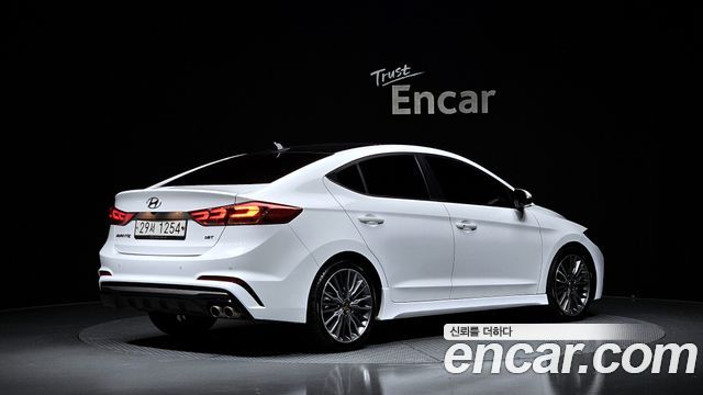 Hyundai AVANTE 1.6 Turbo Sport — пробег 132 064 км — фото 2 из 5