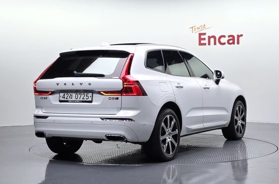 Volvo XC60 D5 Inscription — пробег 96 483 км — фото 2 из 5