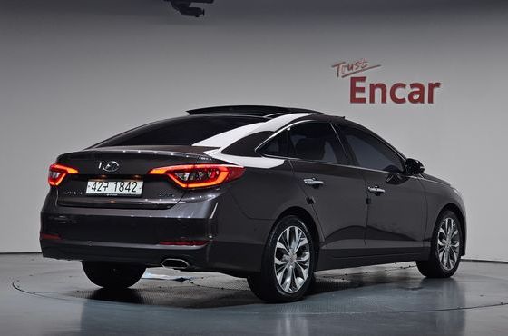 Hyundai Sonata 2.0 Premium — пробег 86 665 км — фото 2 из 5