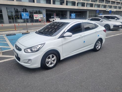 Hyundai Accent 1.4 VVT Premier — пробег 76 477 км — фото 3 из 5
