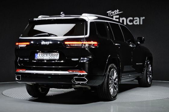 Jeep Cherokee L 3.6 Summit Reserve — пробег 53 239 км — фото 2 из 5