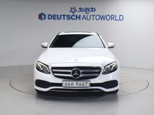 Mercedes-Benz E-Class E300 4MATIC Avnatgarde — пробег 113 496 км — фото 3 из 5