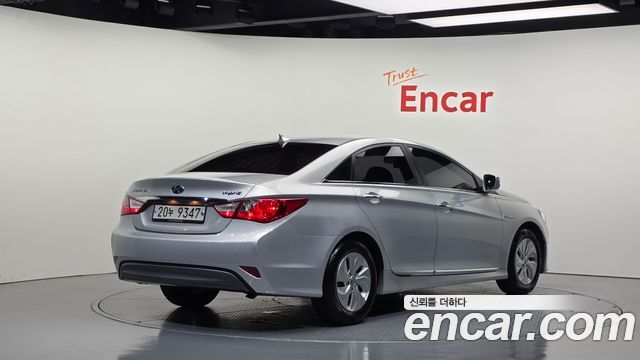 Hyundai Sonata 2.0 Smart — пробег 77 266 км — фото 2 из 5