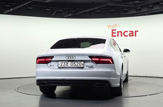 Audi A7 50 TDI Quattro 4G — пробег 157 890 км — фото 4 из 5