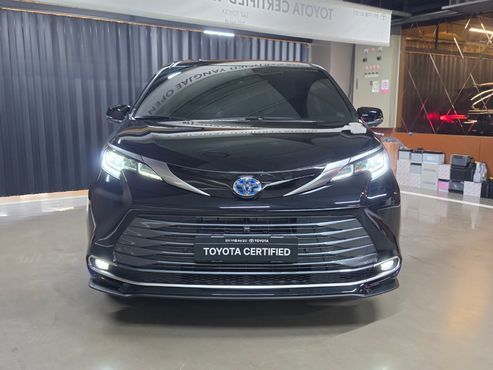 Toyota Sienna 2.5 Hybrid AWD — пробег 8 846 км — фото 3 из 5