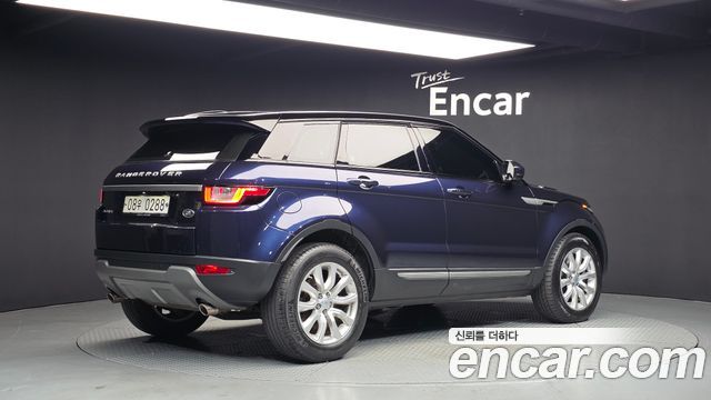 Land Rover Range Rover Evoque 2.0 TD4 SE — пробег 147 079 км — фото 2 из 5