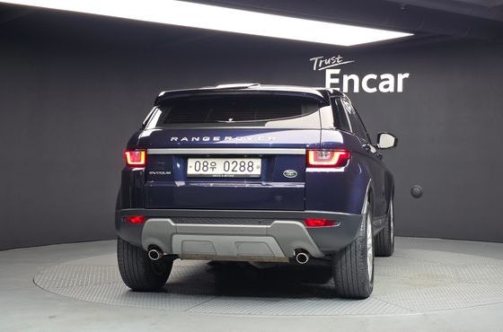 Land Rover Range Rover Evoque 2.0 TD4 SE — пробег 147 079 км — фото 4 из 5