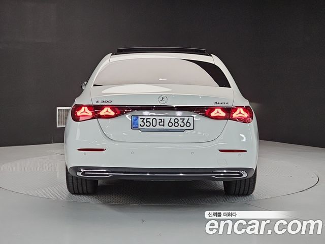 Mercedes-Benz E-Class из Кореи Encar