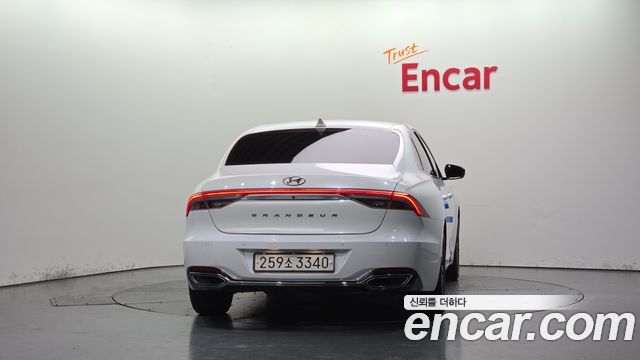 Hyundai Grandeur из Кореи Encar
