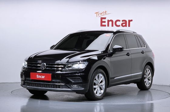 Volkswagen Tiguan 2.0 TDI Premium — пробег 163 998 км — фото 1 из 5