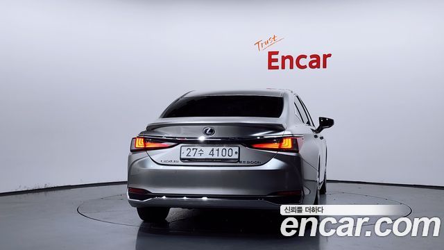 Lexus ES Executive — пробег 70 508 км — фото 4 из 5