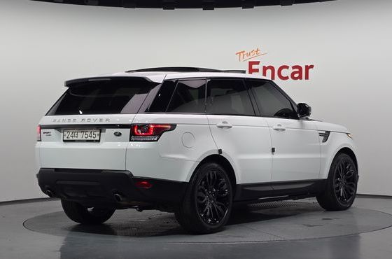 Land Rover Range Rover Sport 3.0 SC HSE Dynamic — пробег 106 764 км — фото 2 из 5