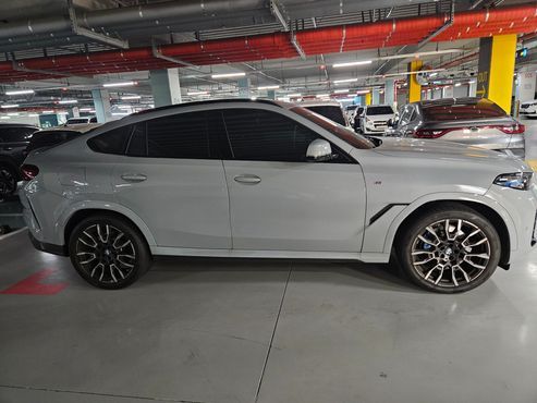 BMW X6 xDrive30d M Sport — пробег 4 300 км — фото 5 из 5