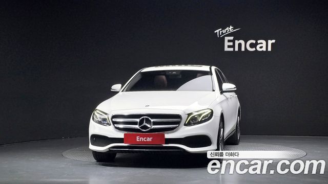 Mercedes-Benz E-Class из Кореи Encar