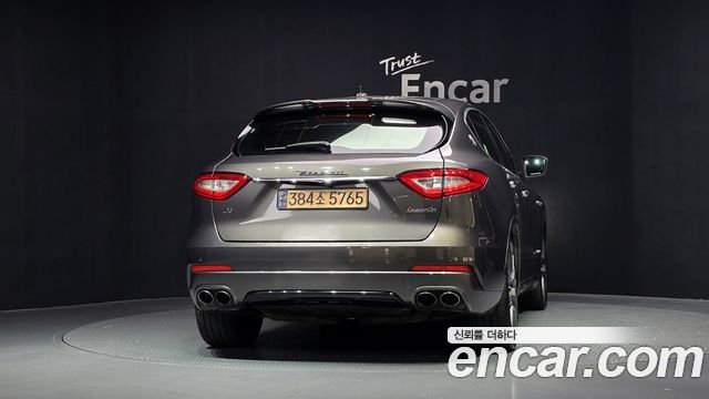 Maserati Levante 3.0 AWD — пробег 123 630 км — фото 4 из 5