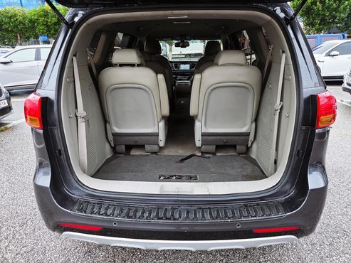 Kia Carnival 9-seater Luxury — пробег 187 672 км — фото 5 из 5
