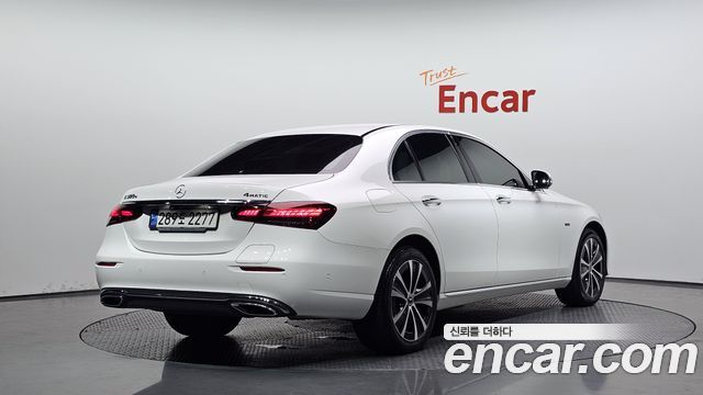 Mercedes-Benz E-Class из Кореи Encar