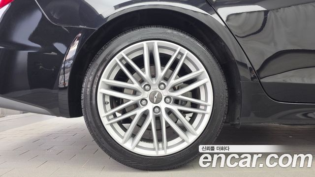 Genesis G70 из Кореи Encar