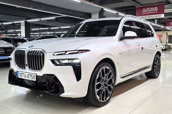BMW X7 xDrive 40i M Sport 6STR — пробег 21 520 км — фото 3 из 5