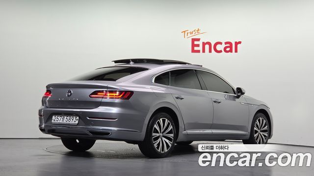 Volkswagen Arteon 2.0 TDI Premium — пробег 47 880 км — фото 2 из 5