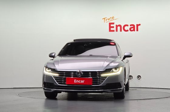 Volkswagen Arteon 2.0 TDI Premium — пробег 47 880 км — фото 3 из 5