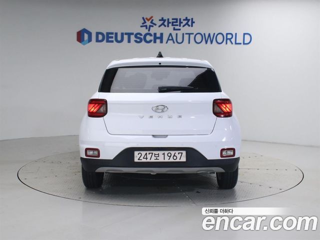 Hyundai Venue из Кореи Encar