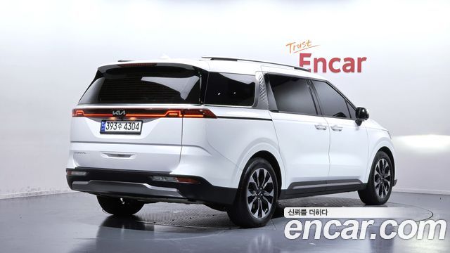 Kia Carnival Gasoline 9-Seater Signature — пробег 52 012 км — фото 2 из 5