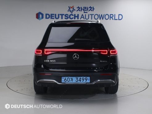 Mercedes-Benz EQB EQB300 4MATIC AMG Line — пробег 22 104 км — фото 4 из 5