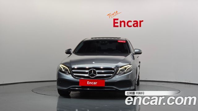 Mercedes-Benz E-Class из Кореи Encar