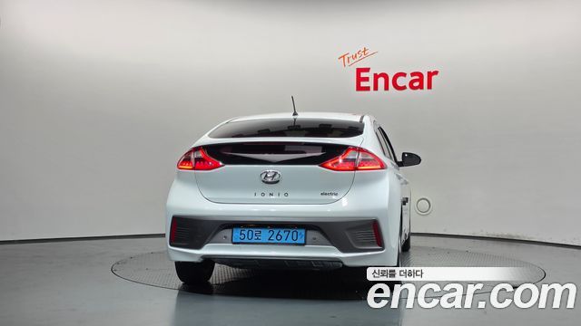 Hyundai Ioniq N — пробег 189 253 км — фото 4 из 5