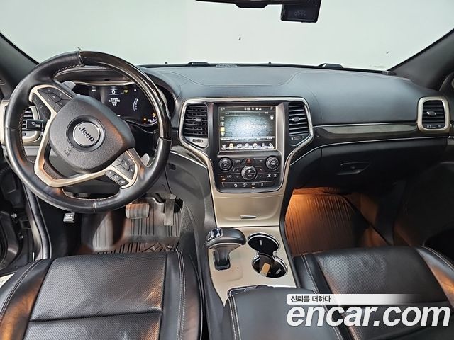 Jeep Cherokee 3.0 Diesel Overland WK2 — пробег 128 800 км — фото 5 из 5
