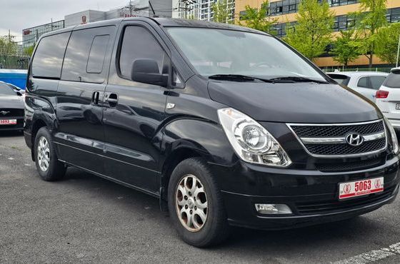 Hyundai Starex 5-Seater VAN CVX Luxury — пробег 158 840 км — фото 2 из 5