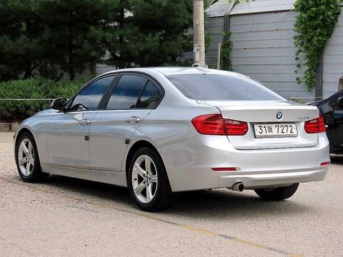BMW 3-Series 320i — пробег 63 653 км — фото 3 из 5
