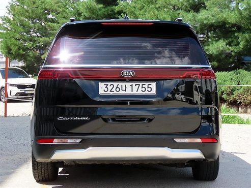 Kia Carnival Diesel 9-Seater Signature — пробег 130 000 км — фото 4 из 5