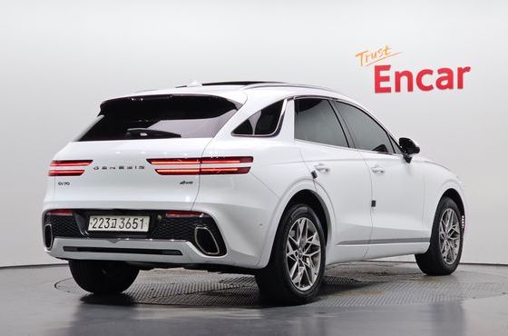 Genesis GV70 2.5T Gasoline AWD — пробег 25 715 км — фото 2 из 5
