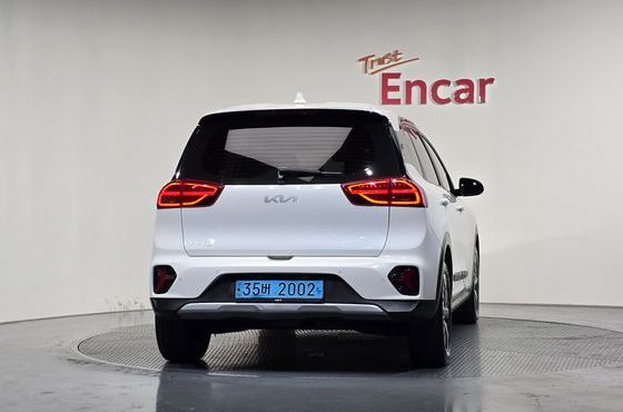 Kia Niro Earth — пробег 69 193 км — фото 4 из 5