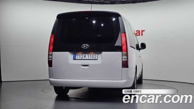 Hyundai Staria Tourer 11-Seater Modern — пробег 48 909 км — фото 4 из 5