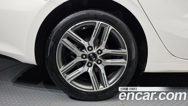 Kia K3 из Кореи Encar