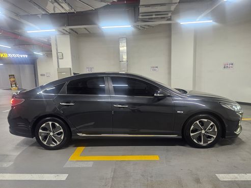 Hyundai Sonata Premium — пробег 381 000 км — фото 3 из 5
