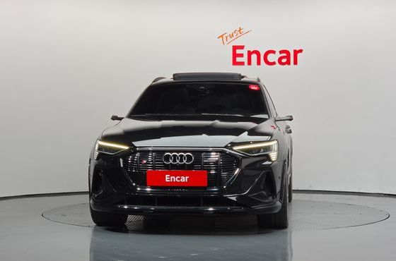 Audi e-tron S Sportback — пробег 31 249 км — фото 3 из 5